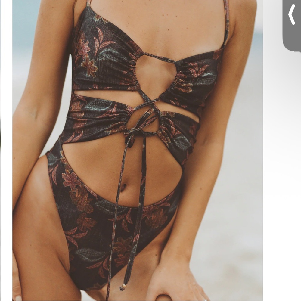 SOAH Melina Black Dore Cut-Out One Piece